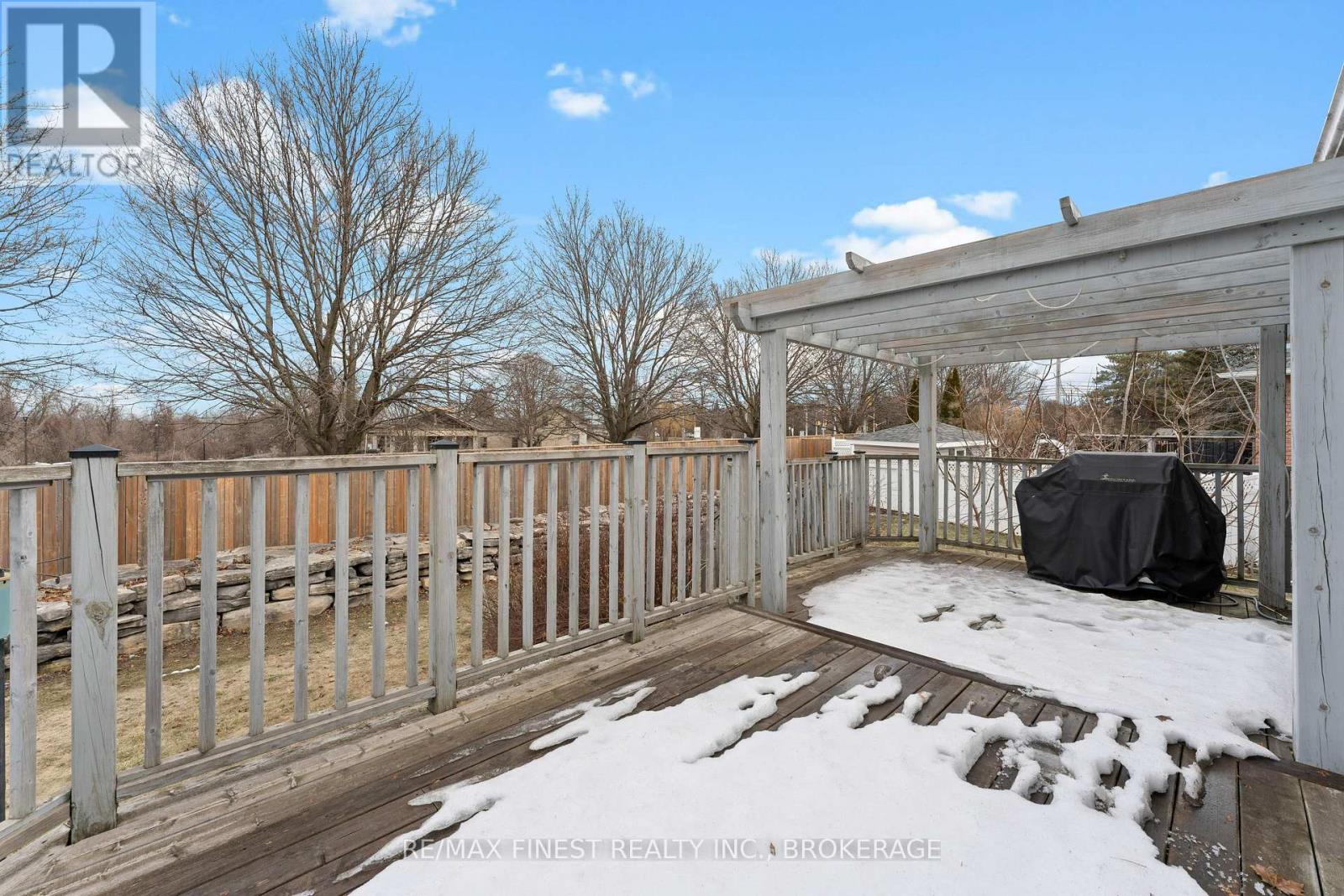 75 BARKER DRIVE - 43