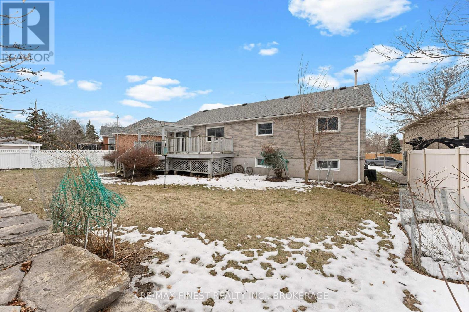 75 BARKER DRIVE - 44