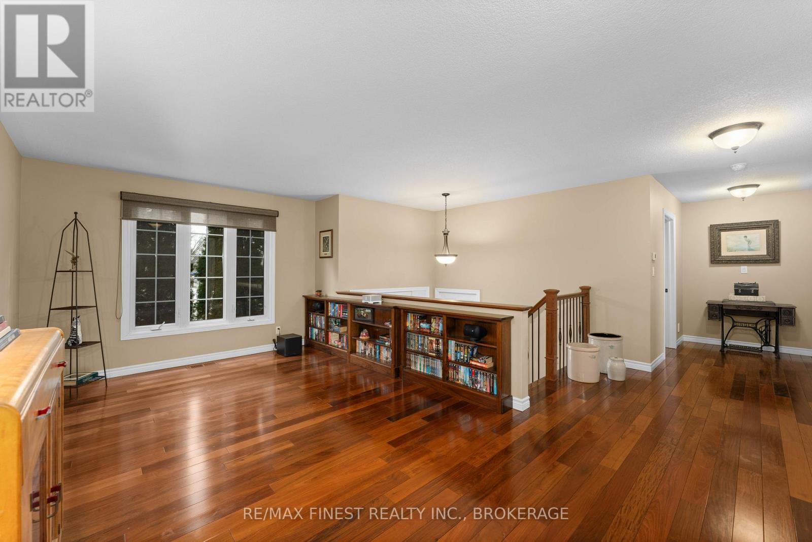 75 BARKER DRIVE - 8