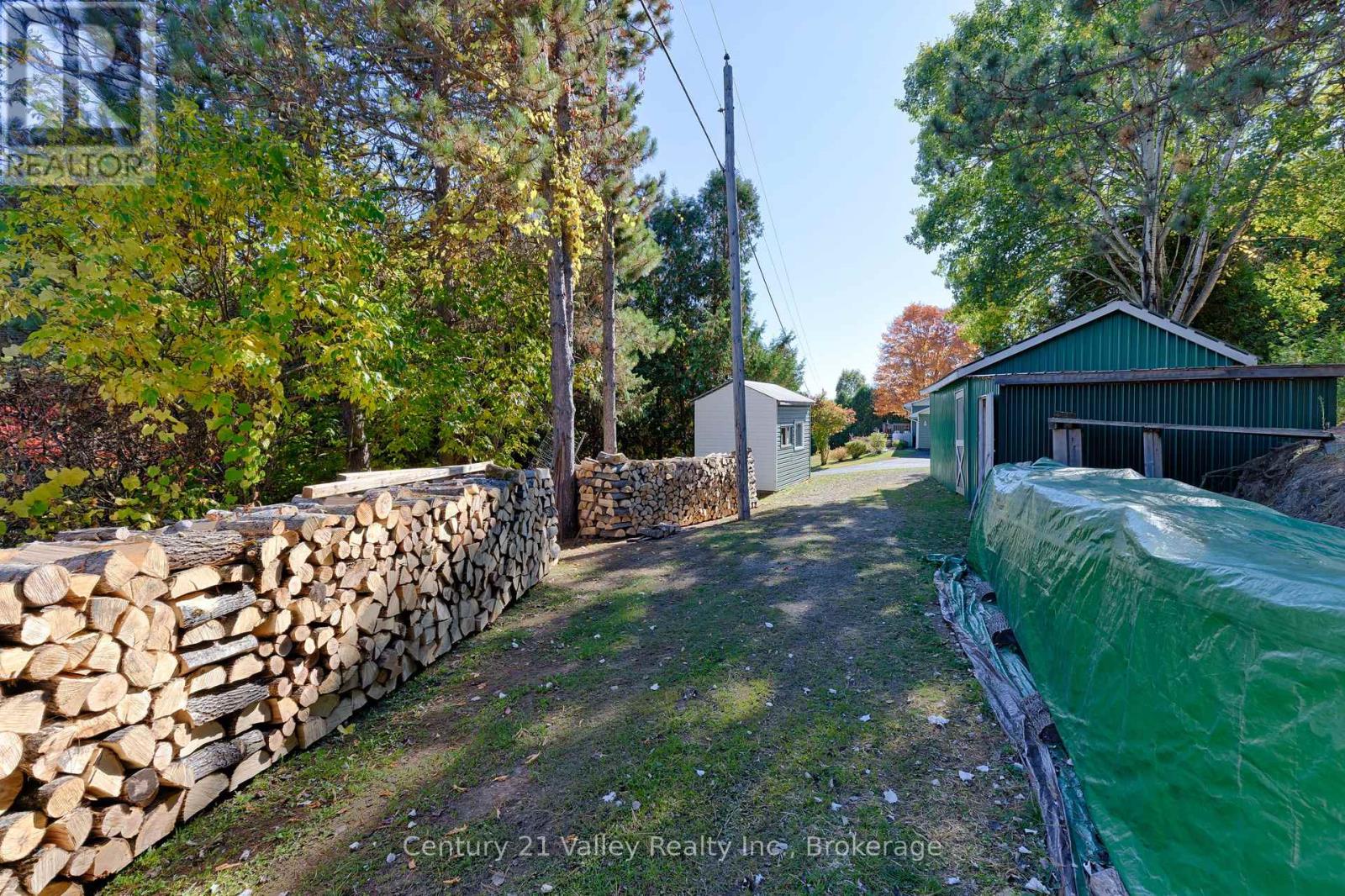 255 FLAT ROAD - 15