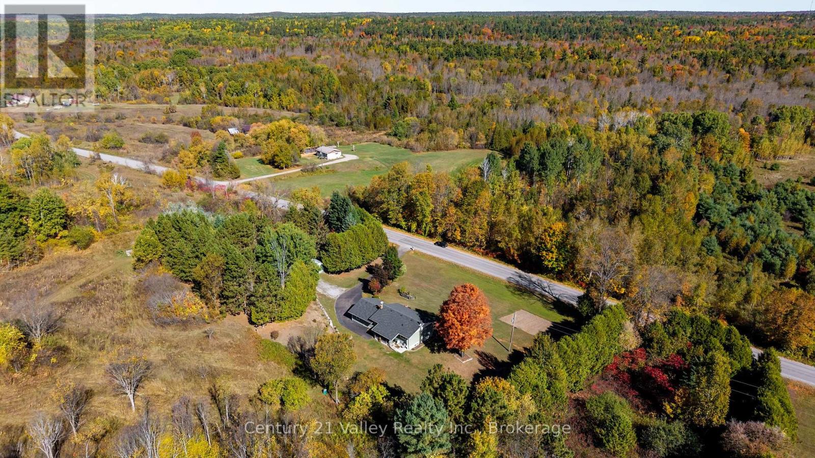 255 FLAT ROAD - 3