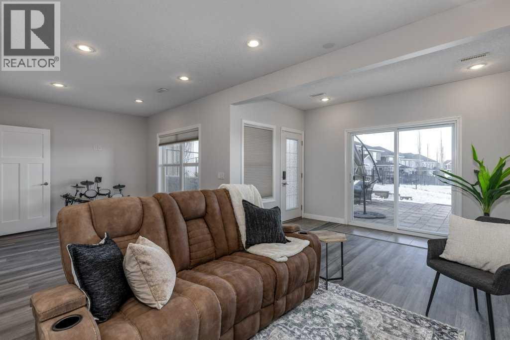 128 Sunset Park, Cochrane