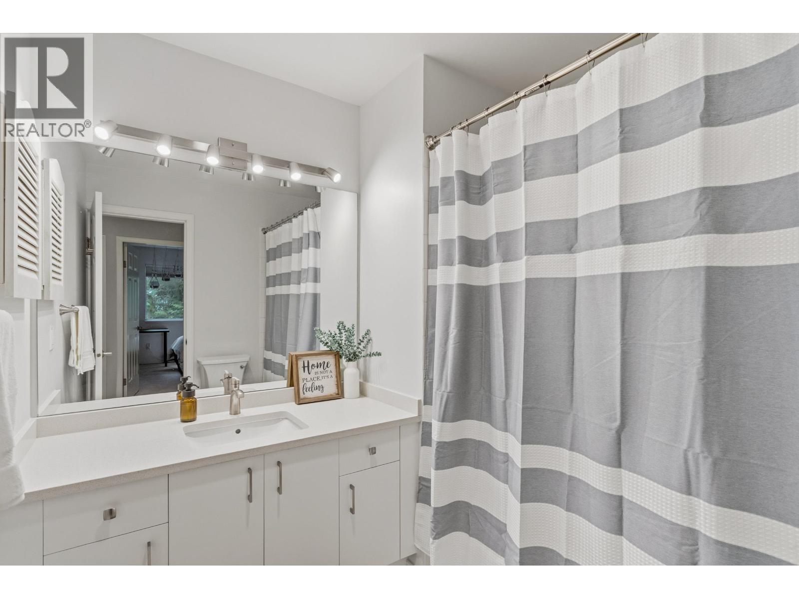 46 3939 INDIAN RIVER DRIVE, North Vancouver