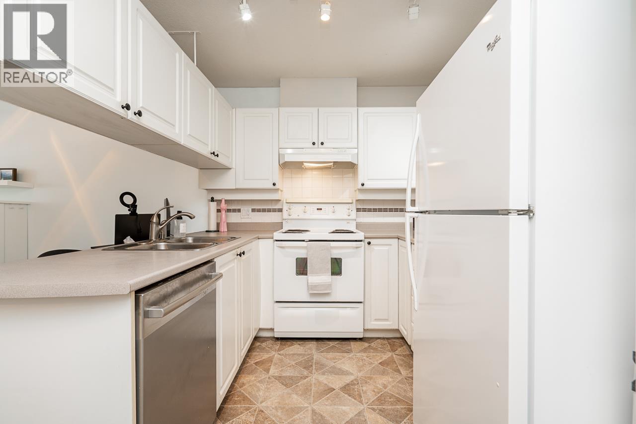 410 1035 AUCKLAND Street - photo 2