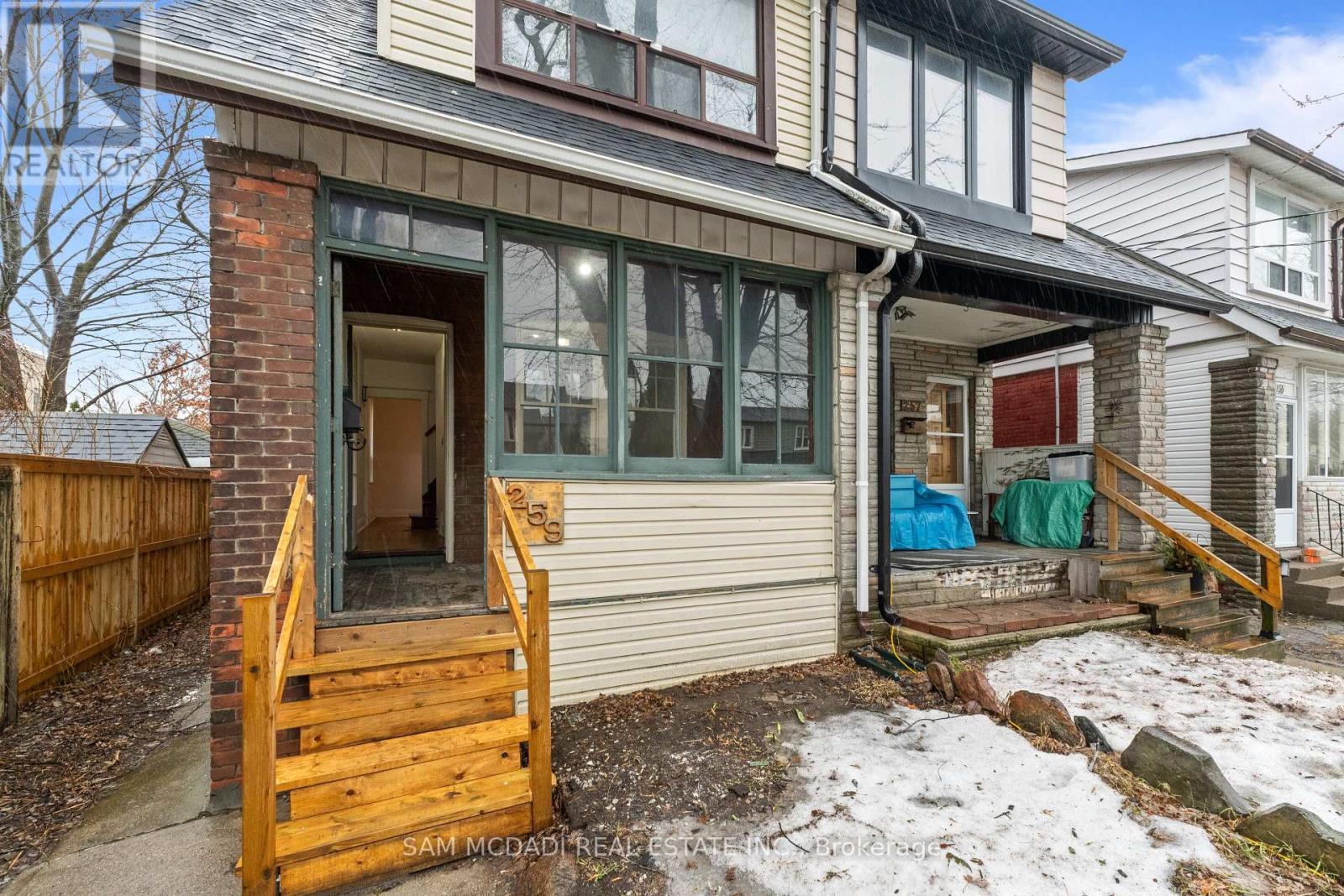 259 MILVERTON BOULEVARD - 2