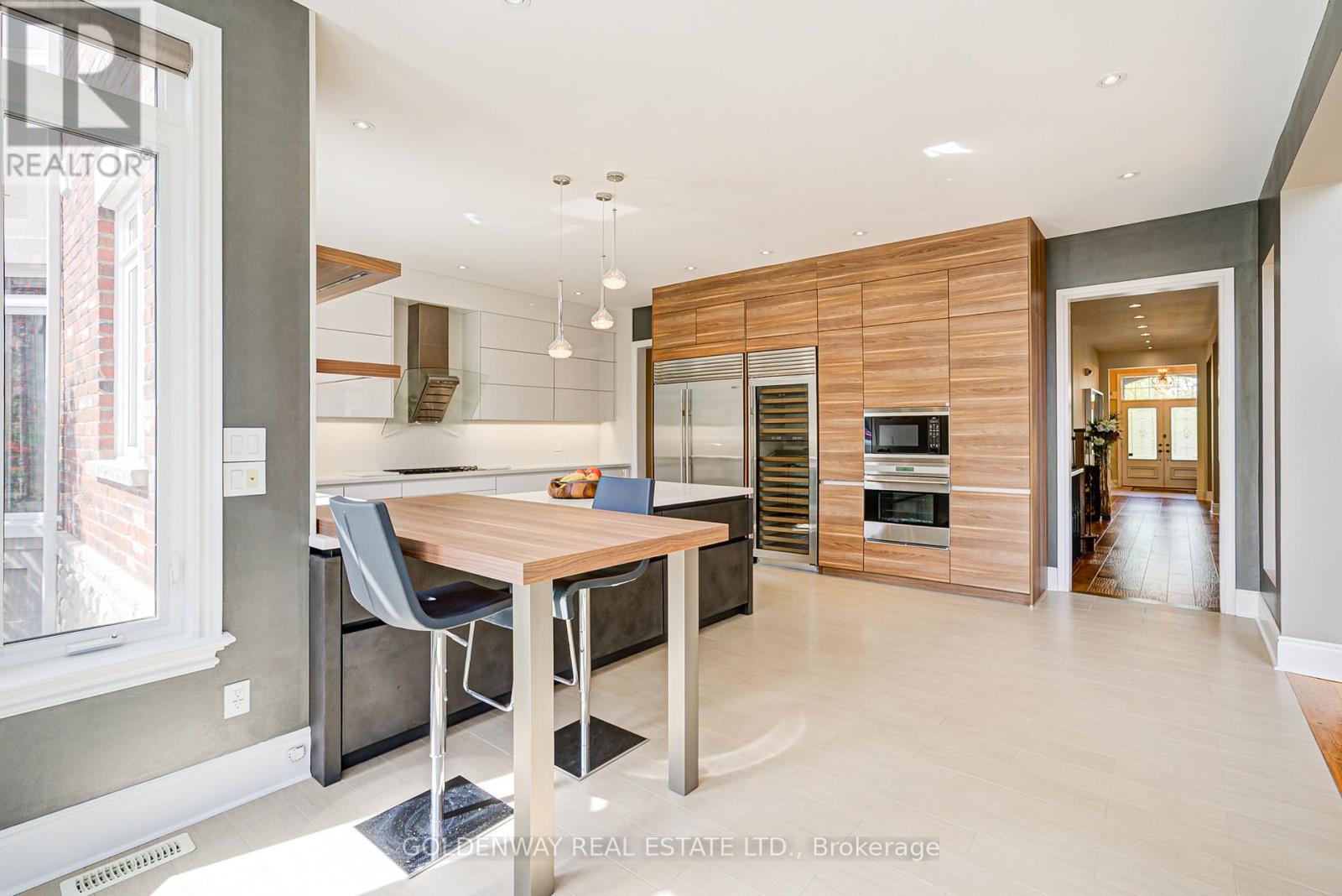 229 HUNTERWOOD CHASE - 14