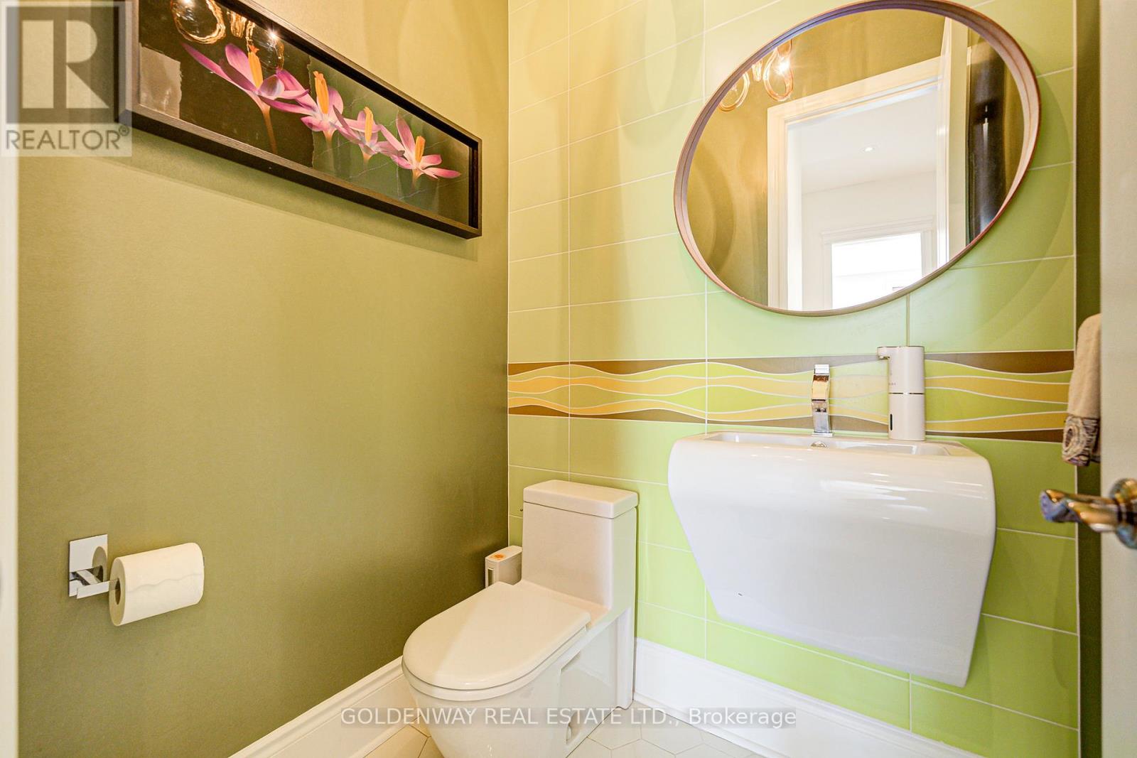229 HUNTERWOOD CHASE - 19