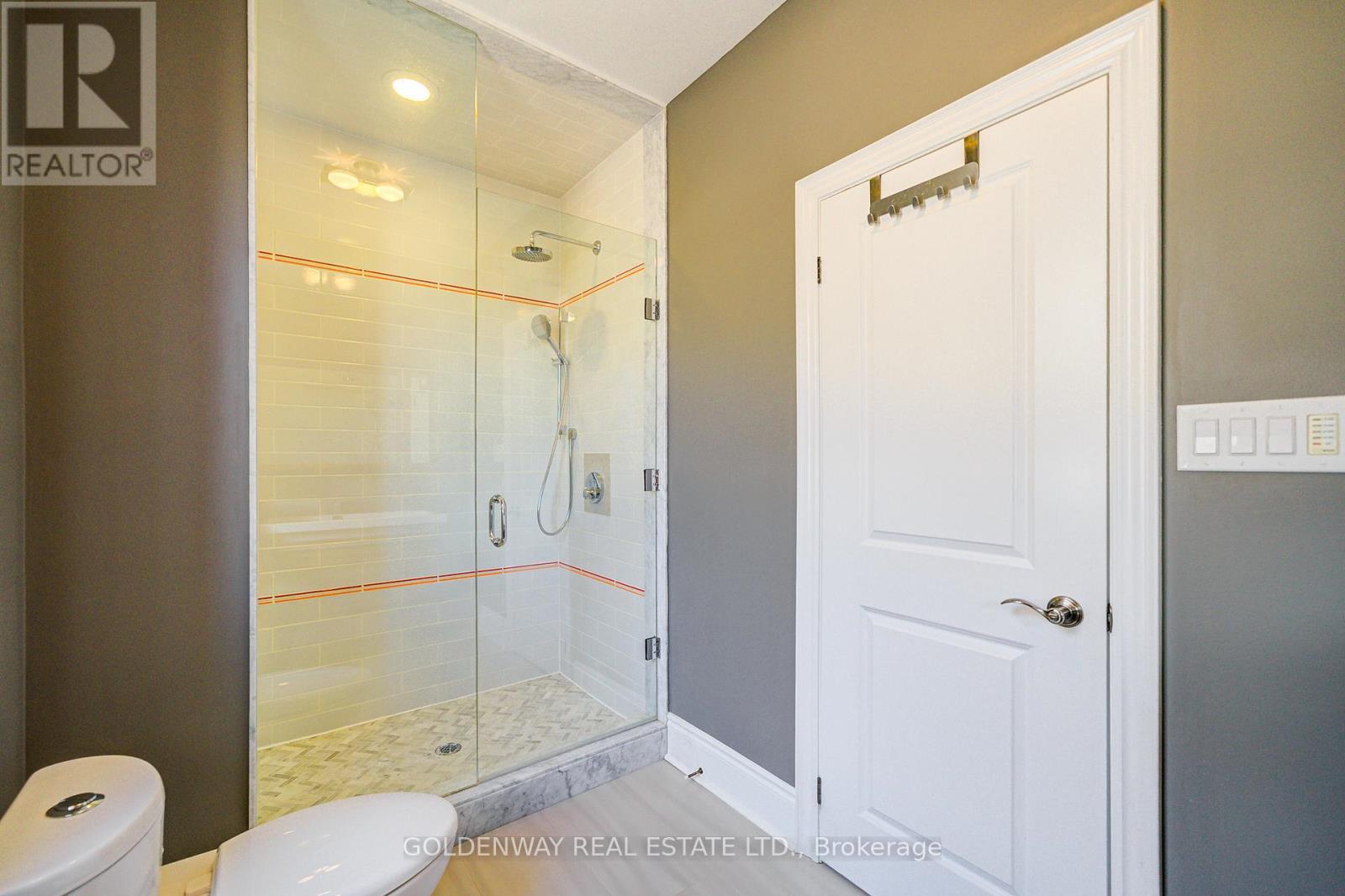 229 HUNTERWOOD CHASE - 31