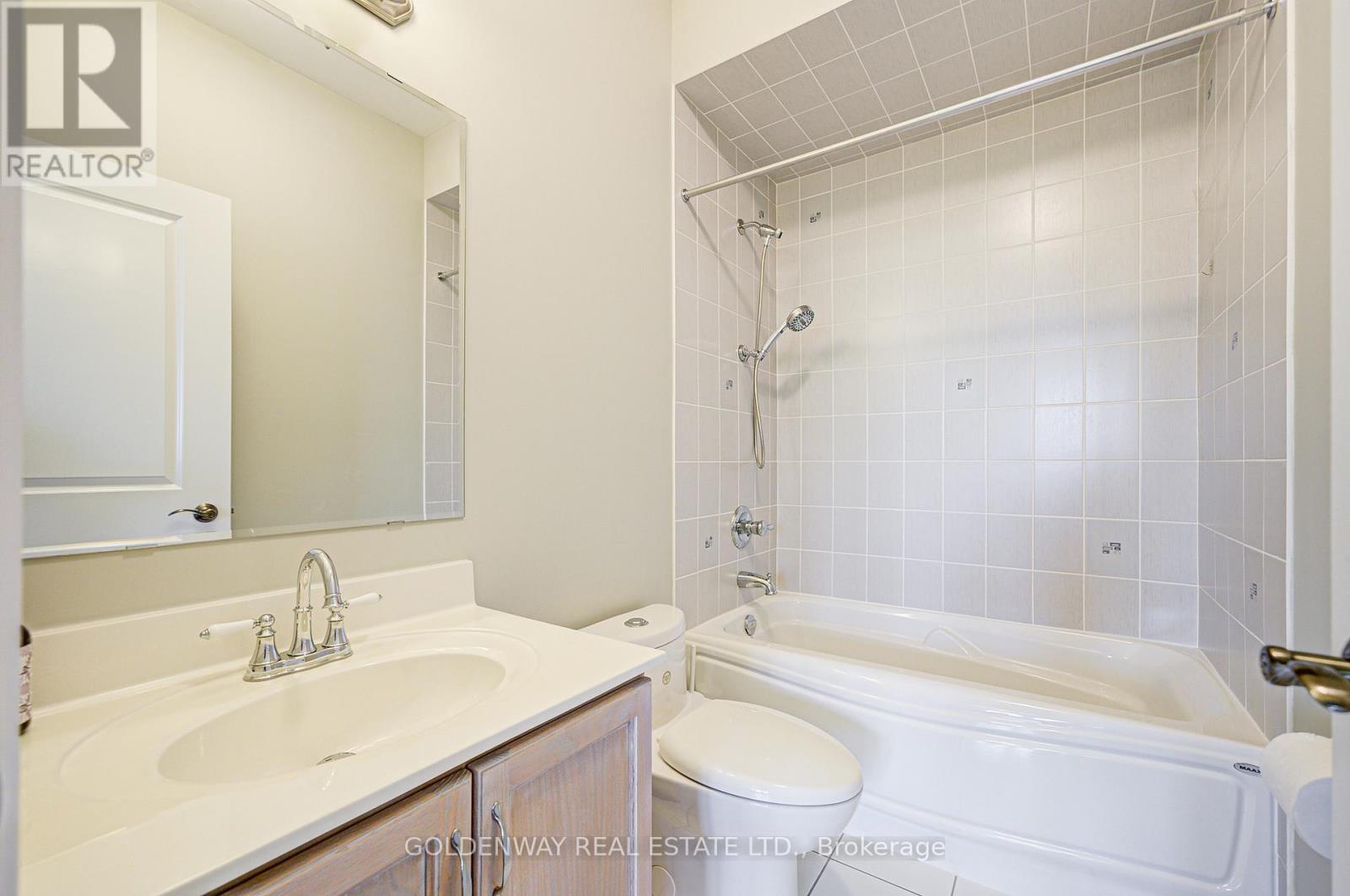 229 HUNTERWOOD CHASE - 35