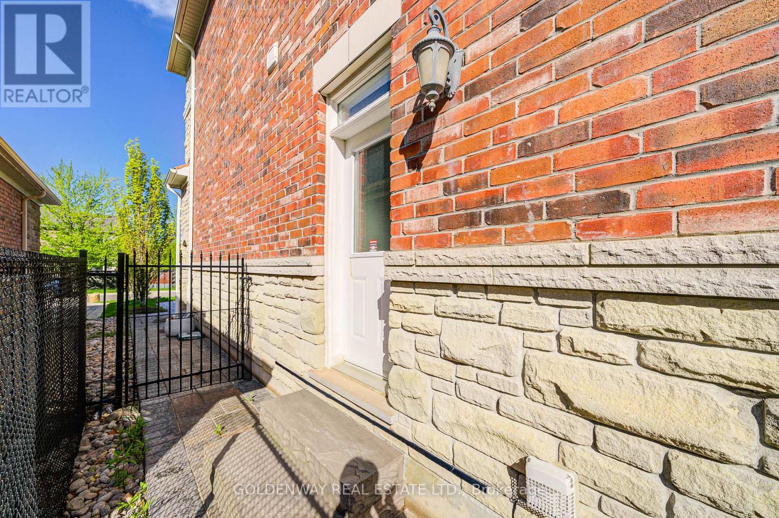 229 HUNTERWOOD CHASE - 50