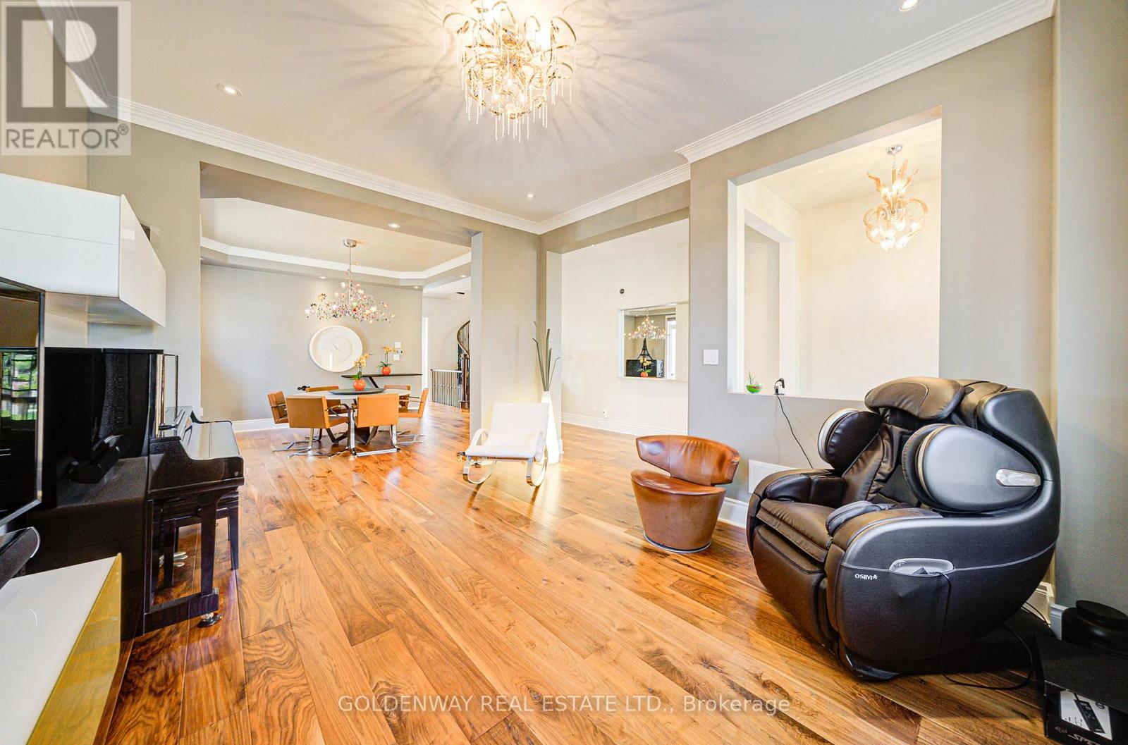 229 HUNTERWOOD CHASE - 7