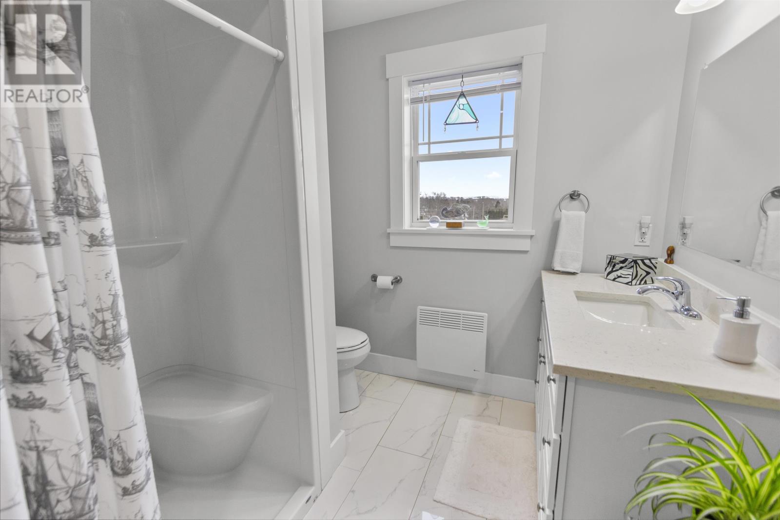 #403 18 GILBERT DRIVE - 14