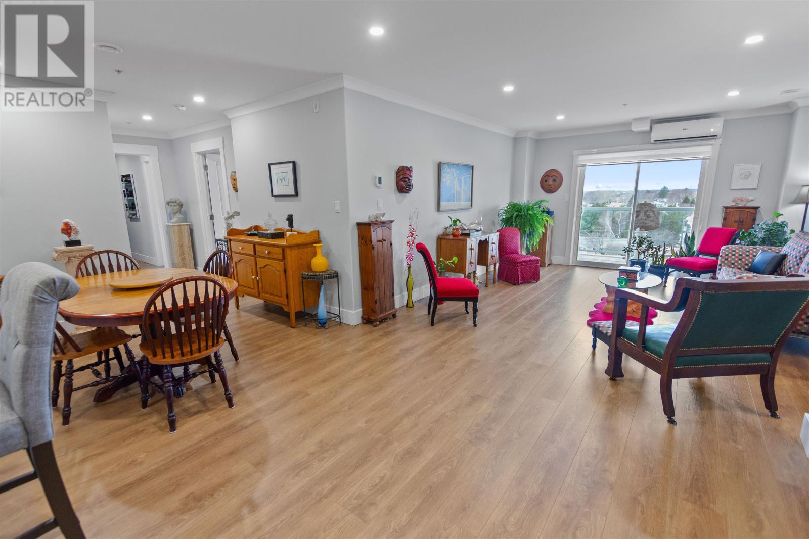 #403 18 GILBERT DRIVE - Image 3