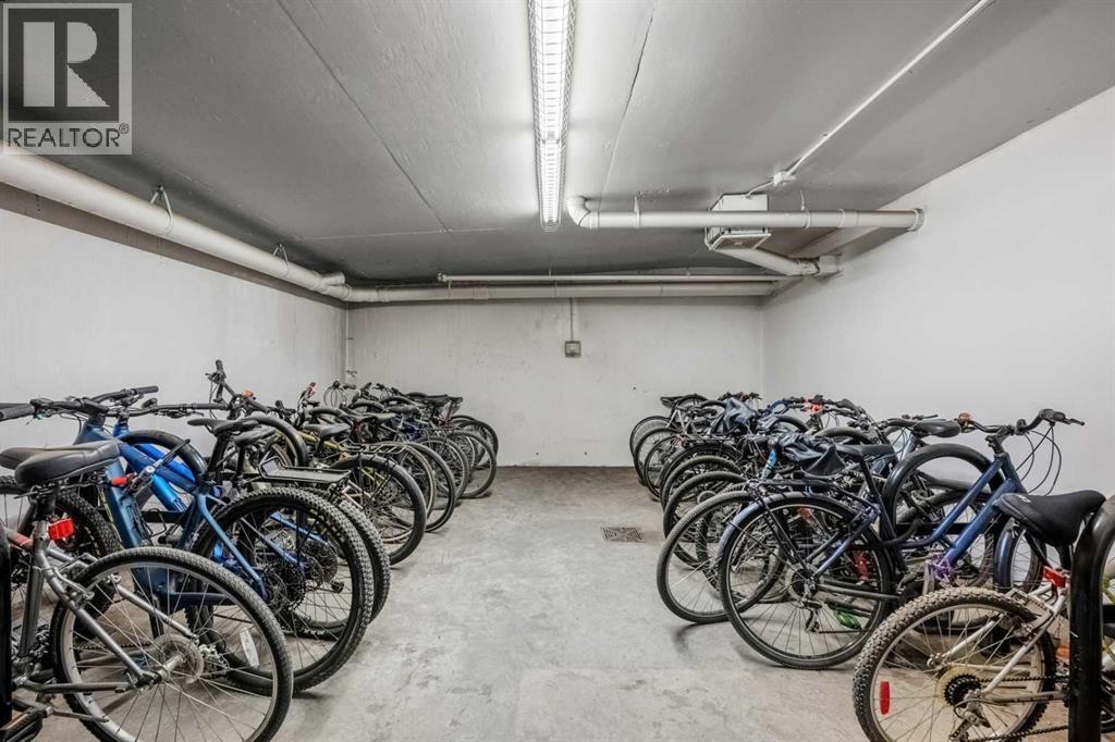 Single Family House for Sale in    Avenue NW Sunnyside Calgary 