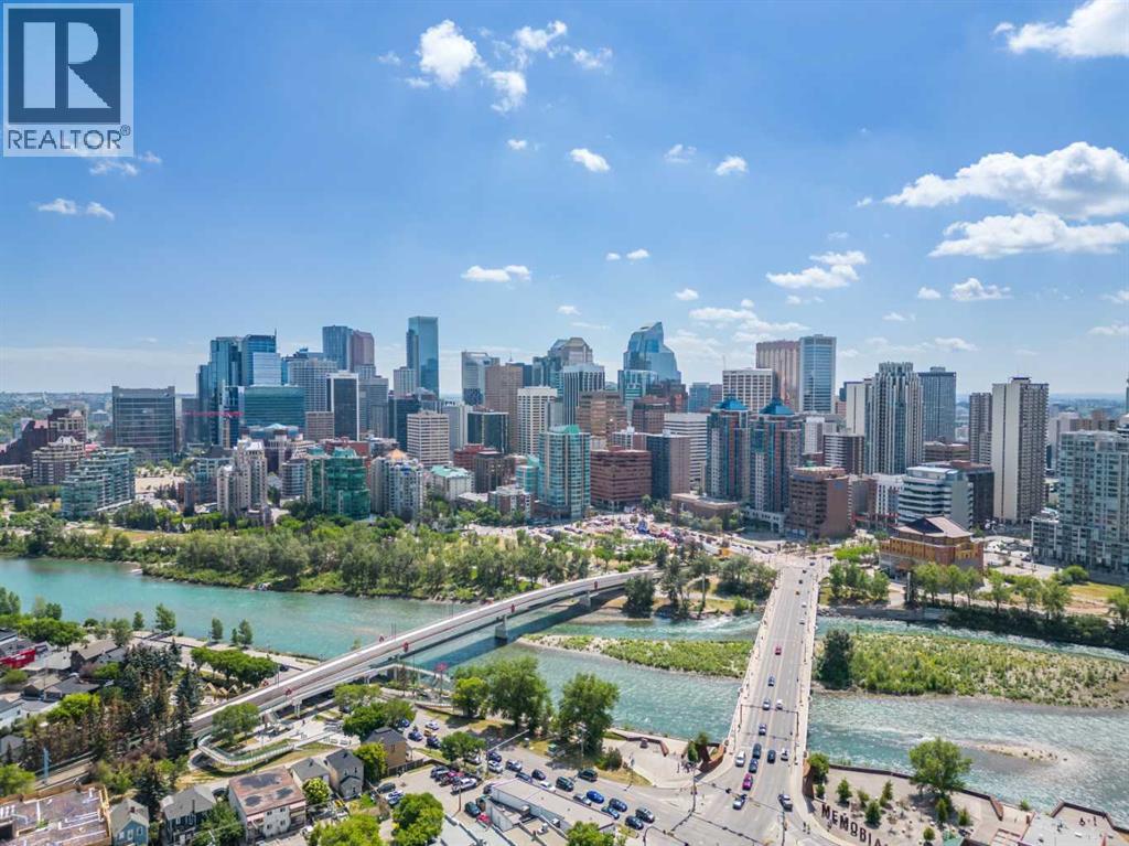 Single Family House for Sale in    Avenue NW Sunnyside Calgary 