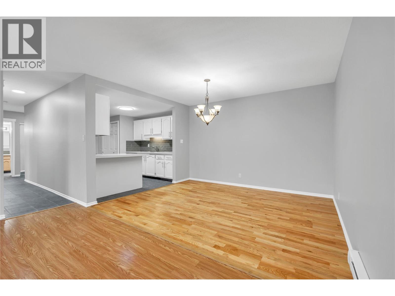 272 GREEN Avenue W Unit# 208, Penticton