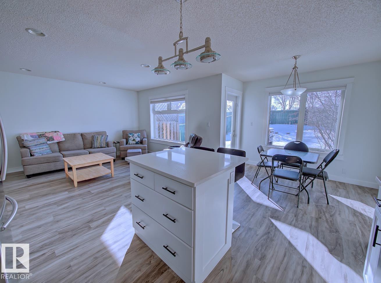 57 Westwood LN, Fort Saskatchewan