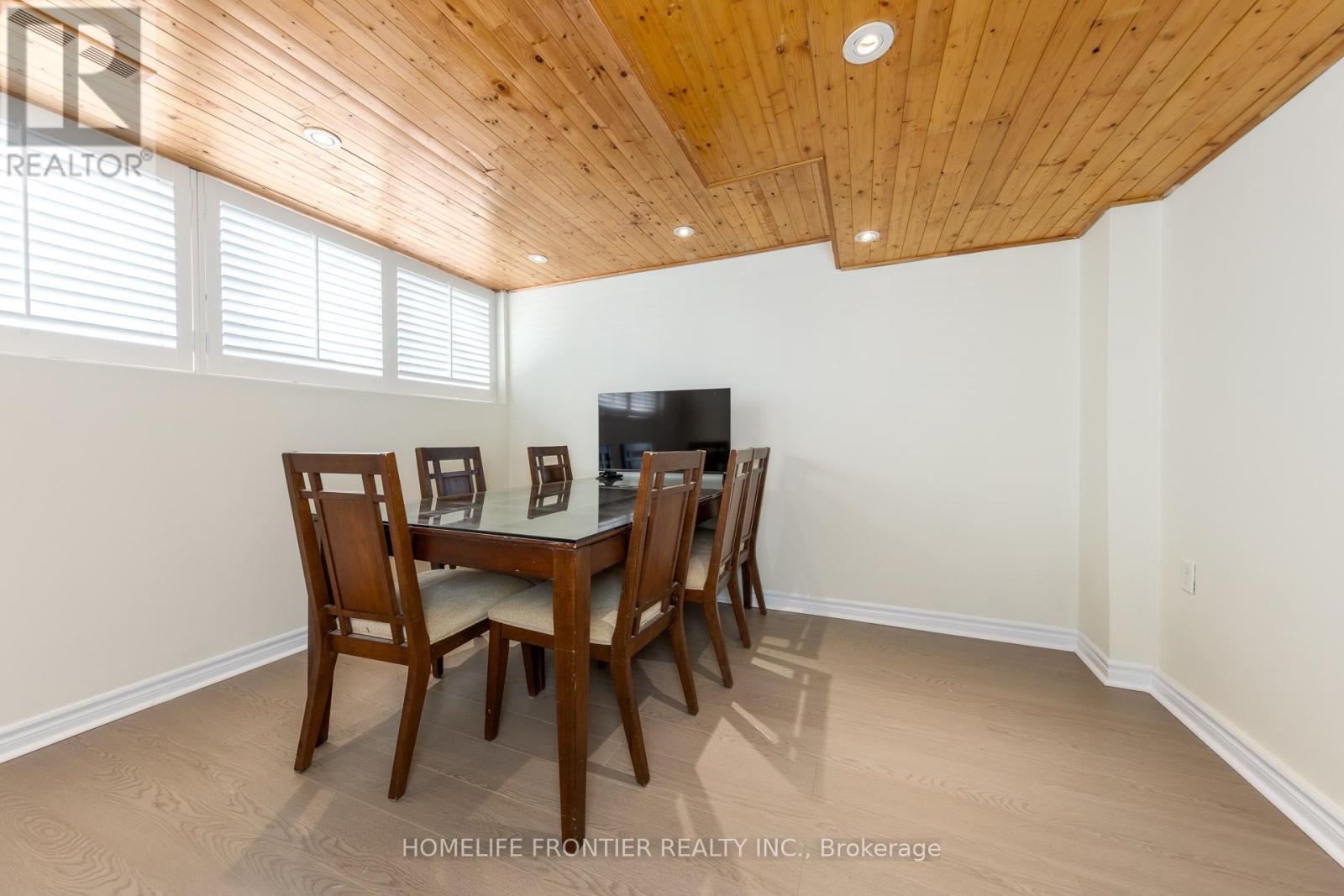3223 CONSTITUTION BOULEVARD - 32