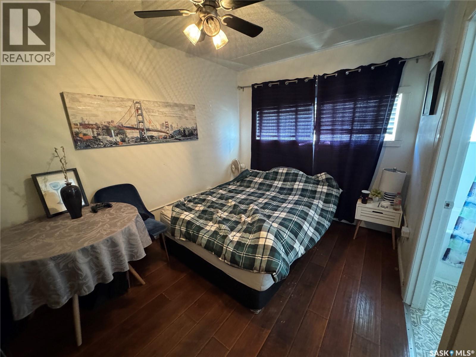 #2A 2125 LORNE STREET - 4