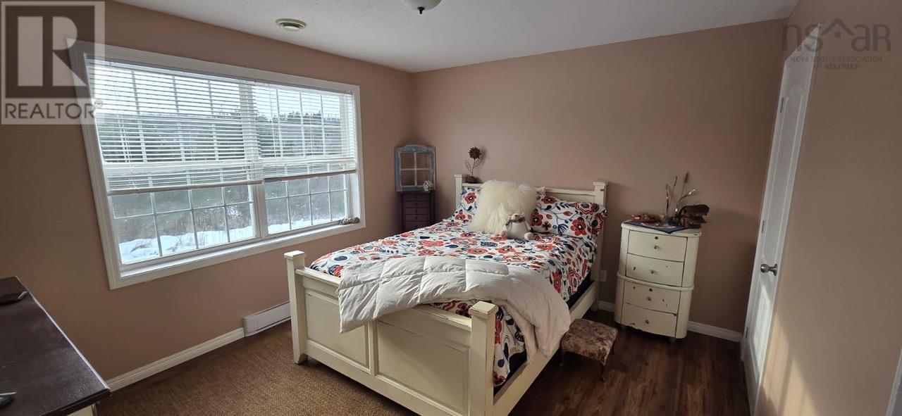 Property 13 of 38 of 579 Highway 1