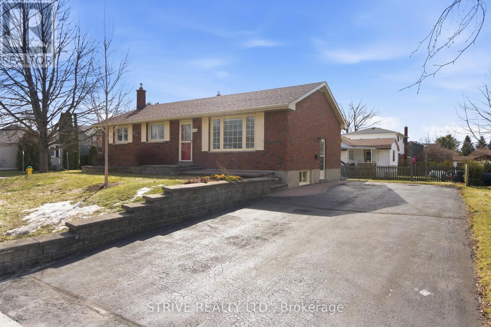 81 D'ARCY STREET - 1