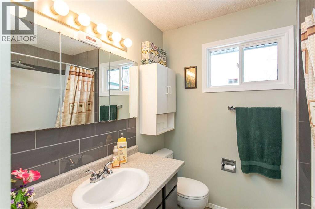 10 Patterson Crescent, Red Deer