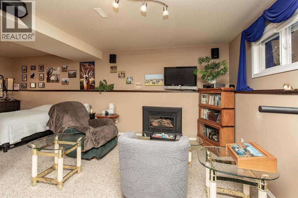 10 Patterson Crescent, Red Deer