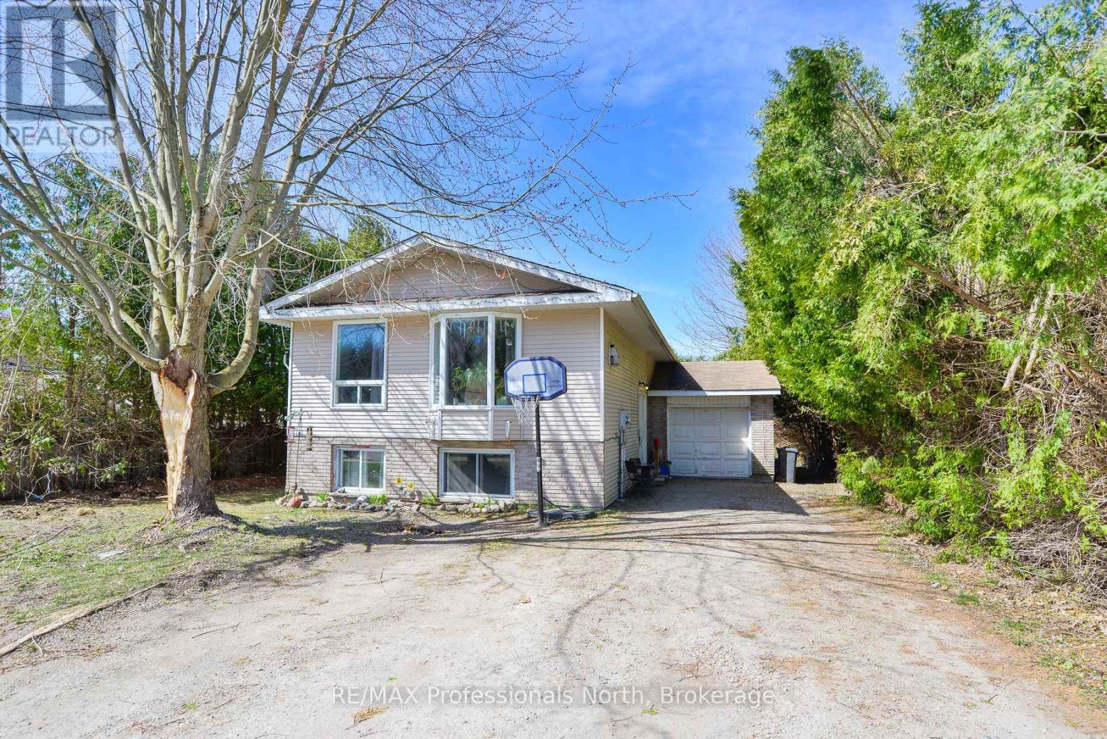 60 TAMARACK TRAIL - 1