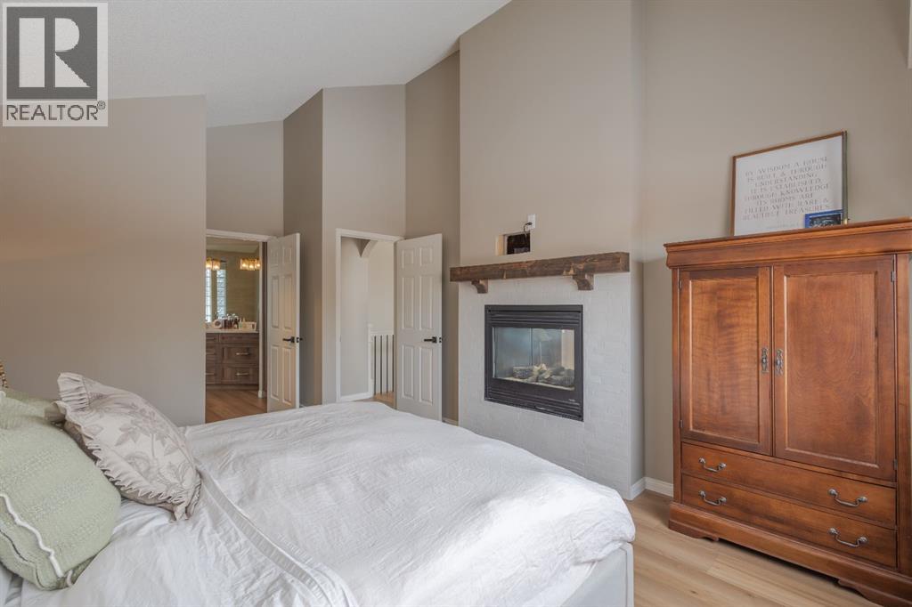 Single Family House Bungalow for Sale in  Rocky Ridge Circle NW Rocky Ridge Calgary 