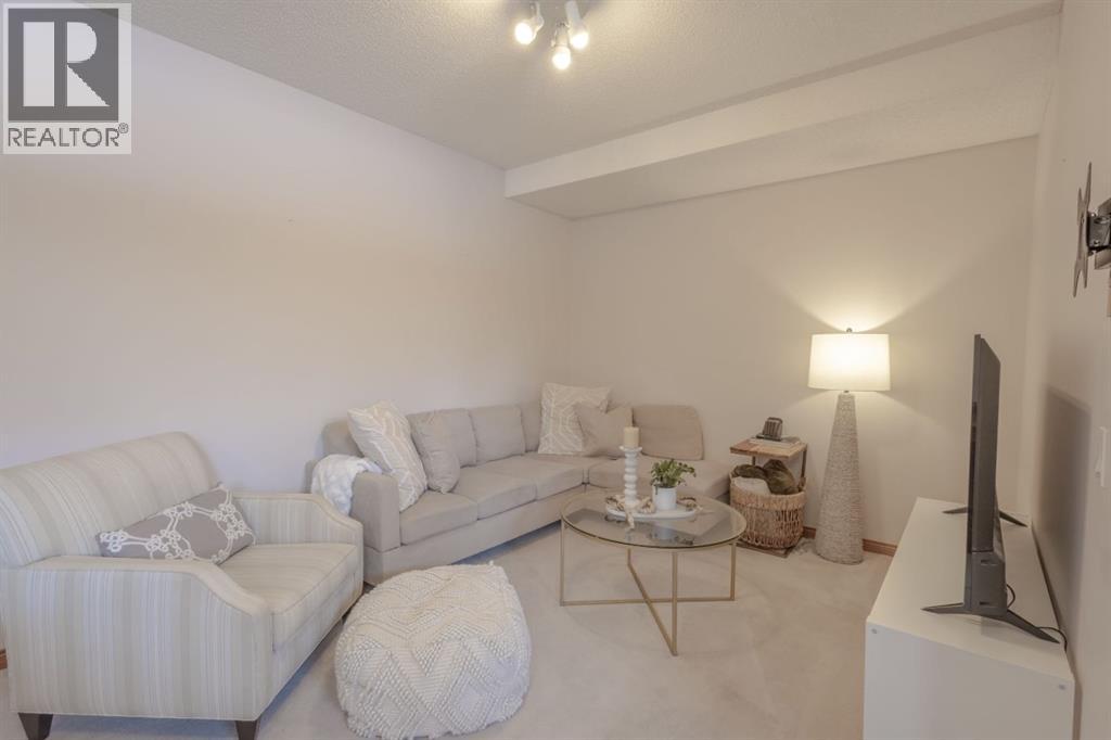 Single Family House Bungalow for Sale in  Rocky Ridge Circle NW Rocky Ridge Calgary 