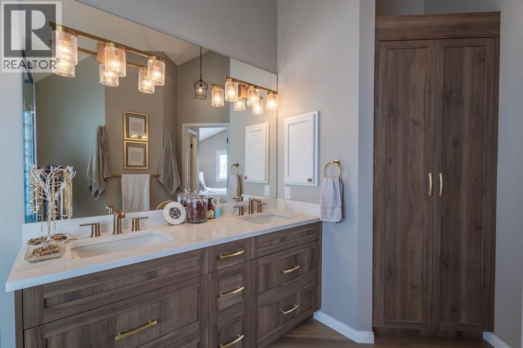 Single Family House Bungalow for Sale in  Rocky Ridge Circle NW Rocky Ridge Calgary 