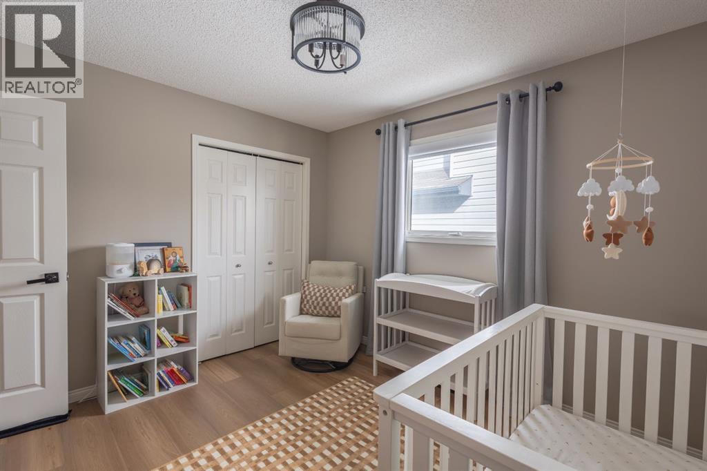 Single Family House Bungalow for Sale in  Rocky Ridge Circle NW Rocky Ridge Calgary 