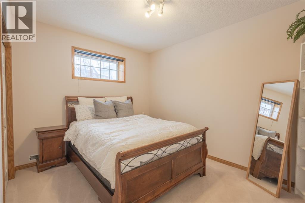 Single Family House Bungalow for Sale in  Rocky Ridge Circle NW Rocky Ridge Calgary 