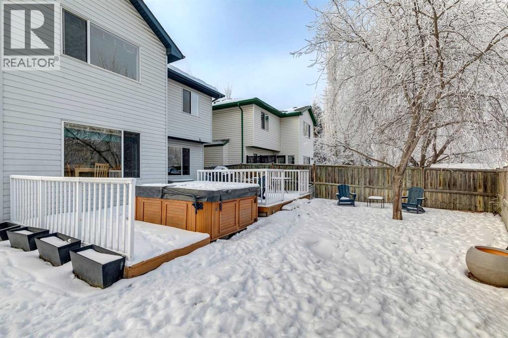 Single Family House for Sale in  Mt Brewster Circle SE McKenzie Lake Calgary 