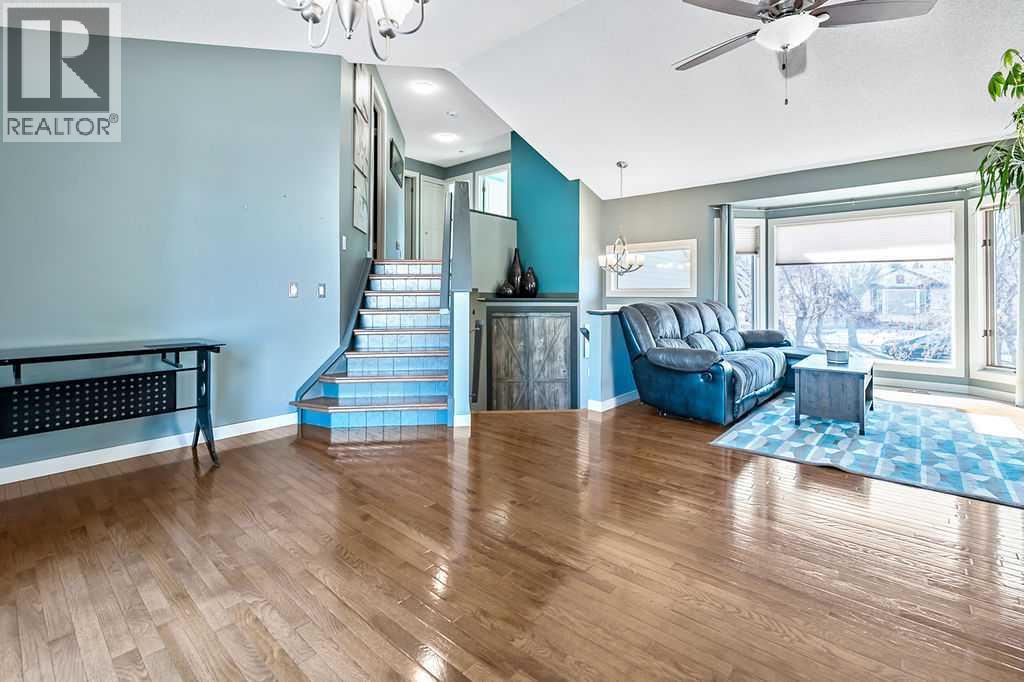 Single Family House 5 Level for Sale in  Mckenzie Drive SE McKenzie Lake Calgary 