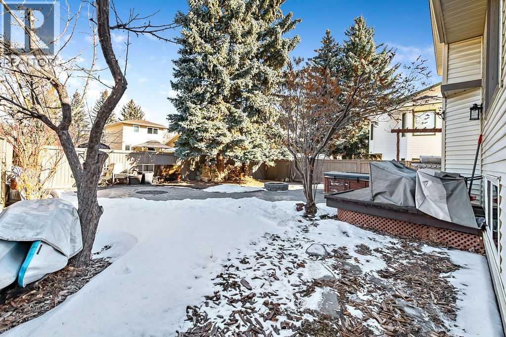 Single Family House 5 Level for Sale in  Mckenzie Drive SE McKenzie Lake Calgary 