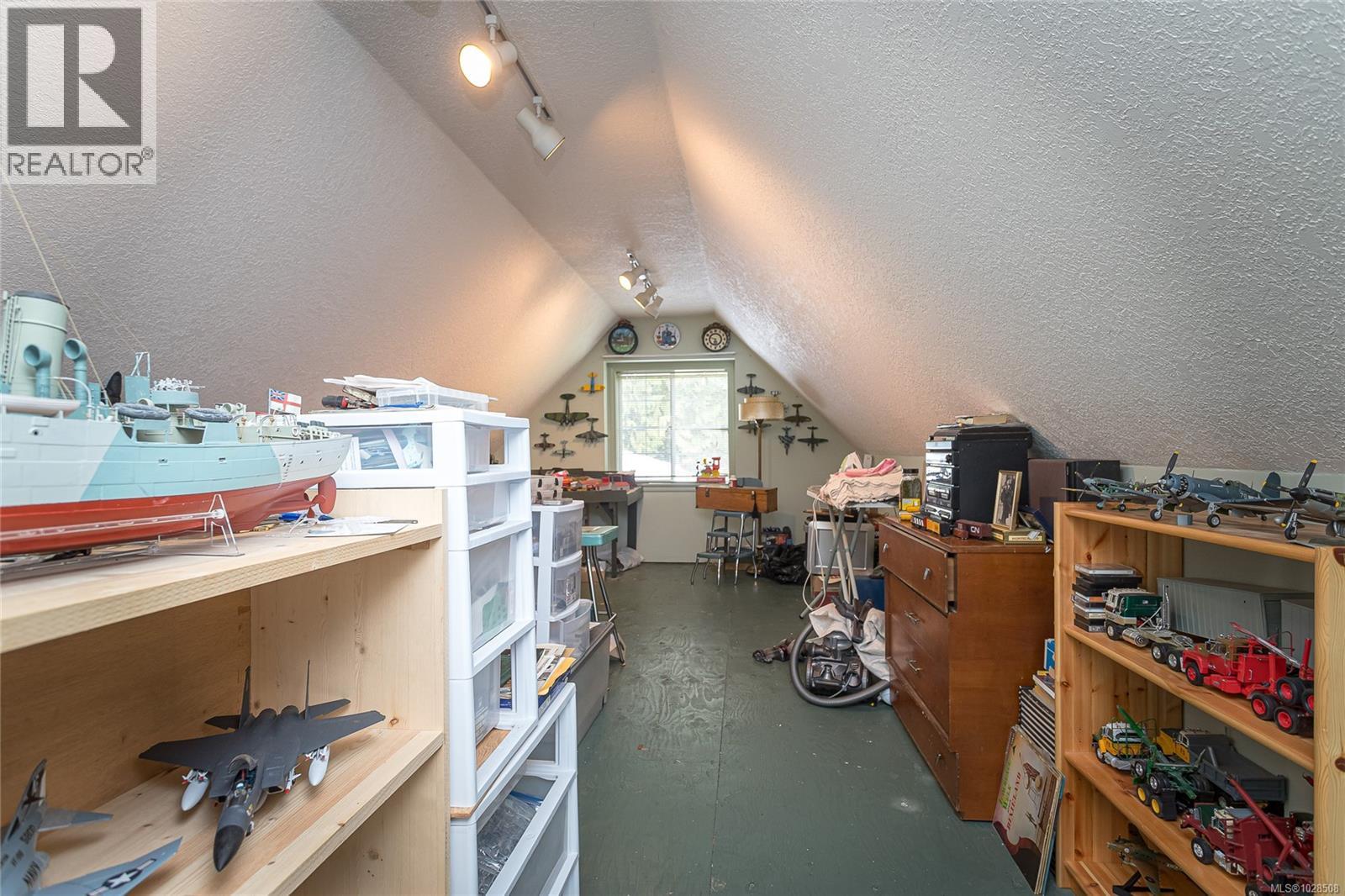 3580 OYSTER WAY RD - 19