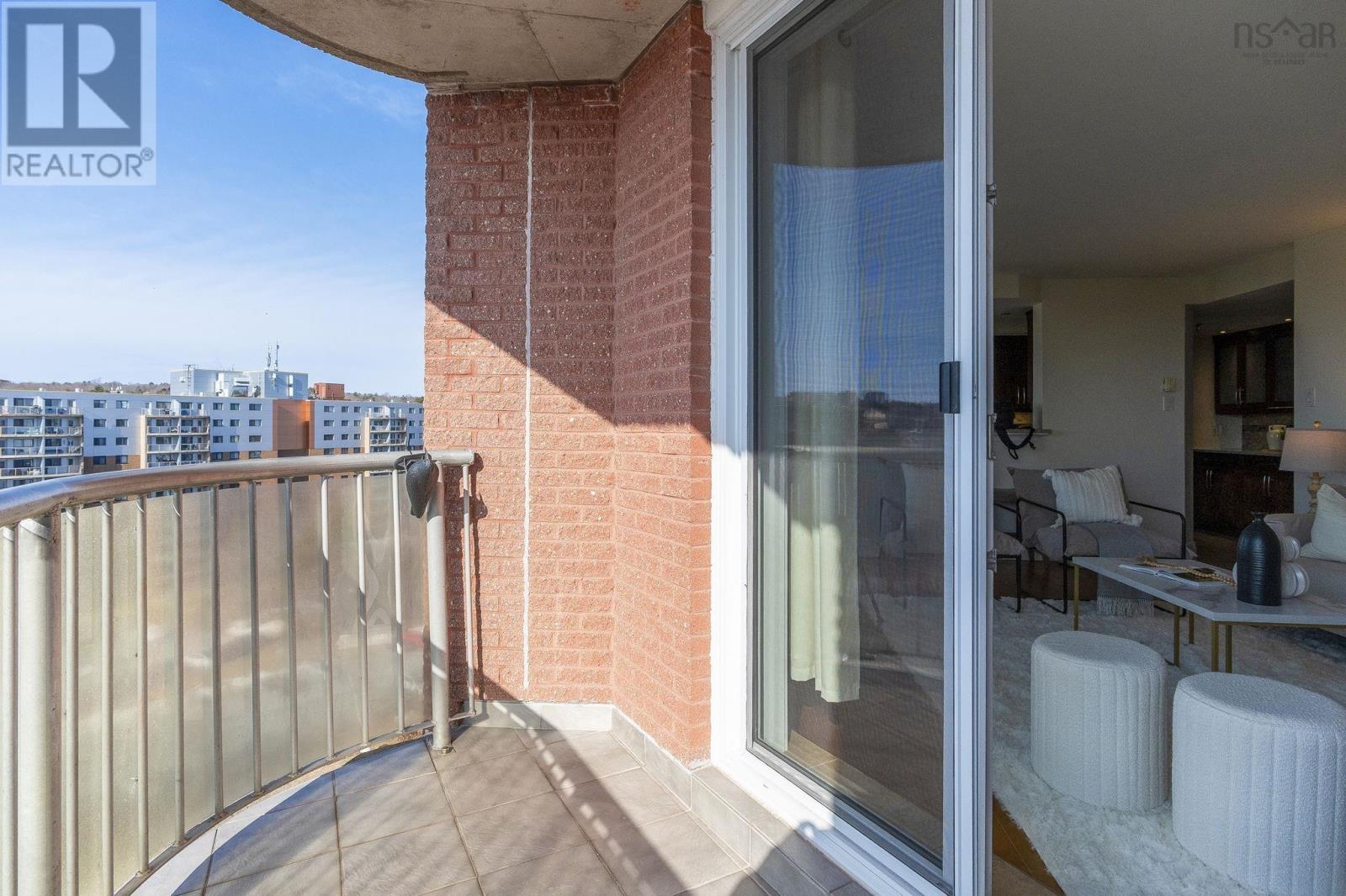 Property 34 of 37 of 1110 45 Vimy Avenue