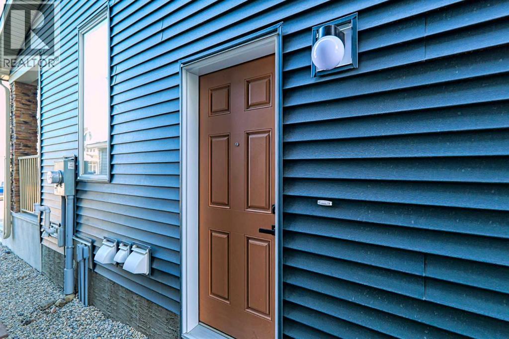 Single Family House for Sale in  Belmont Green SW Belmont Calgary 