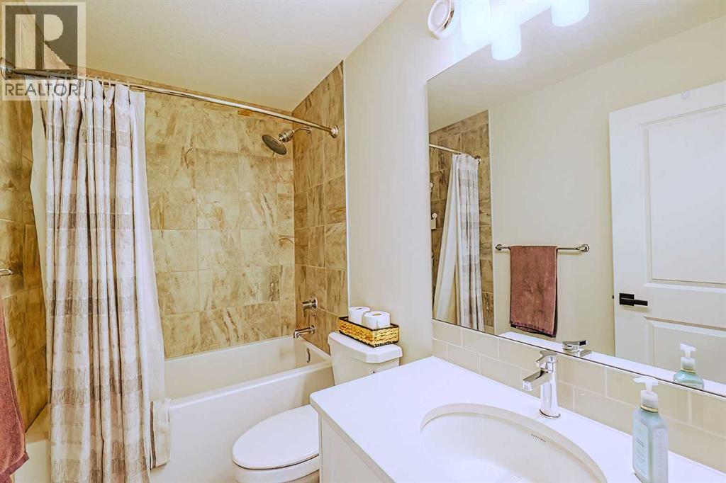 Single Family House for Sale in  Belmont Green SW Belmont Calgary 