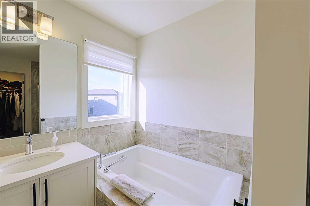 Single Family House for Sale in  Belmont Green SW Belmont Calgary 