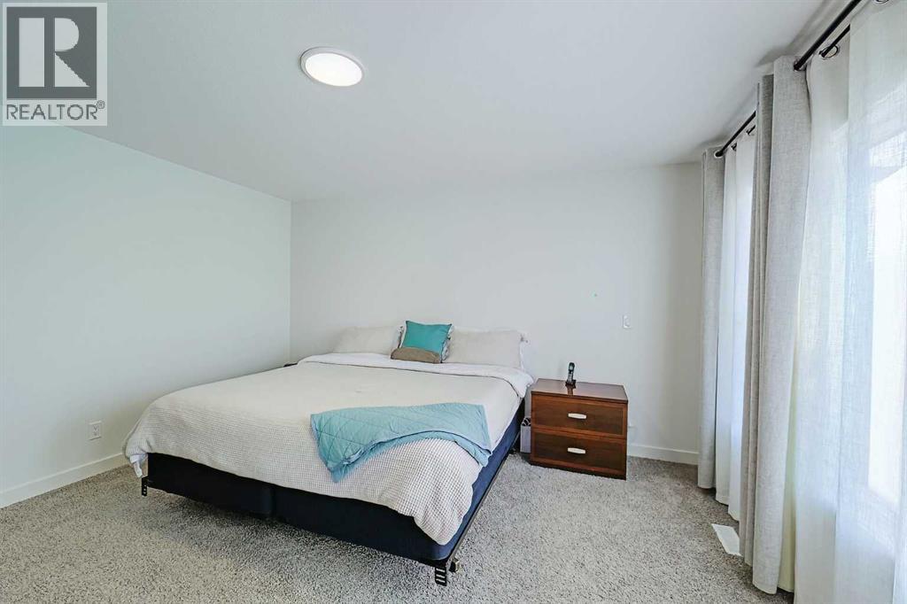 Single Family House for Sale in  Belmont Green SW Belmont Calgary 