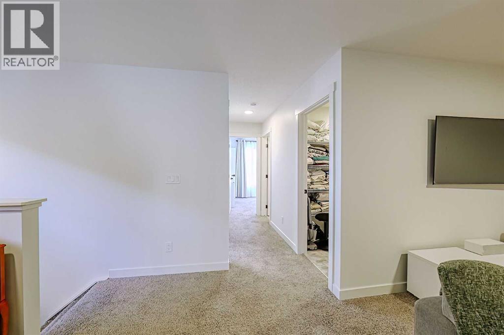 Single Family House for Sale in  Belmont Green SW Belmont Calgary 