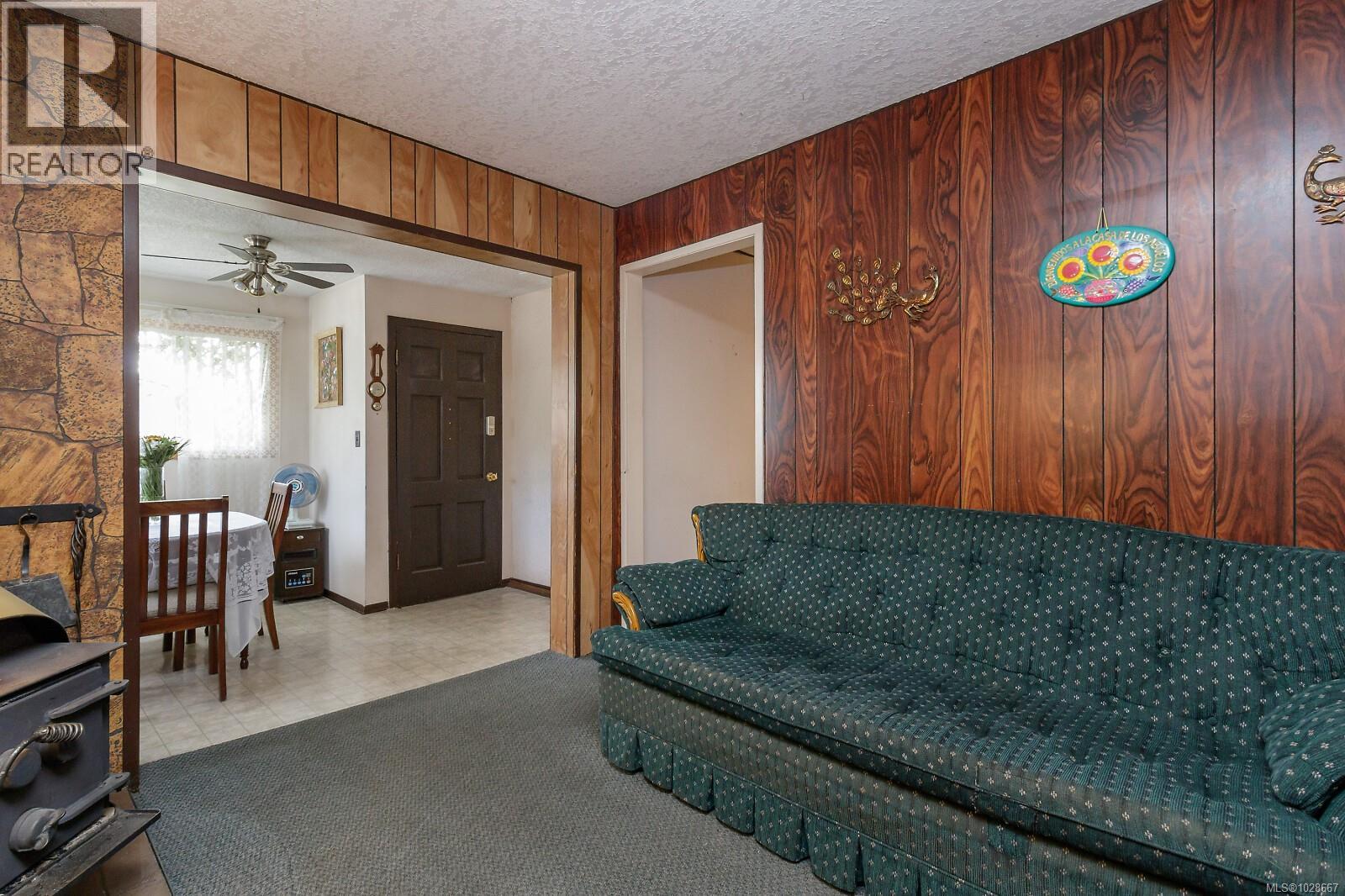 1598 CHAPLIN ST - 11