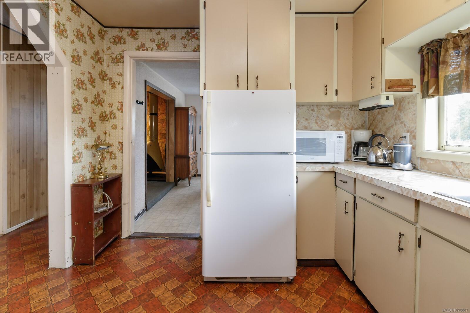 1598 CHAPLIN ST - 17