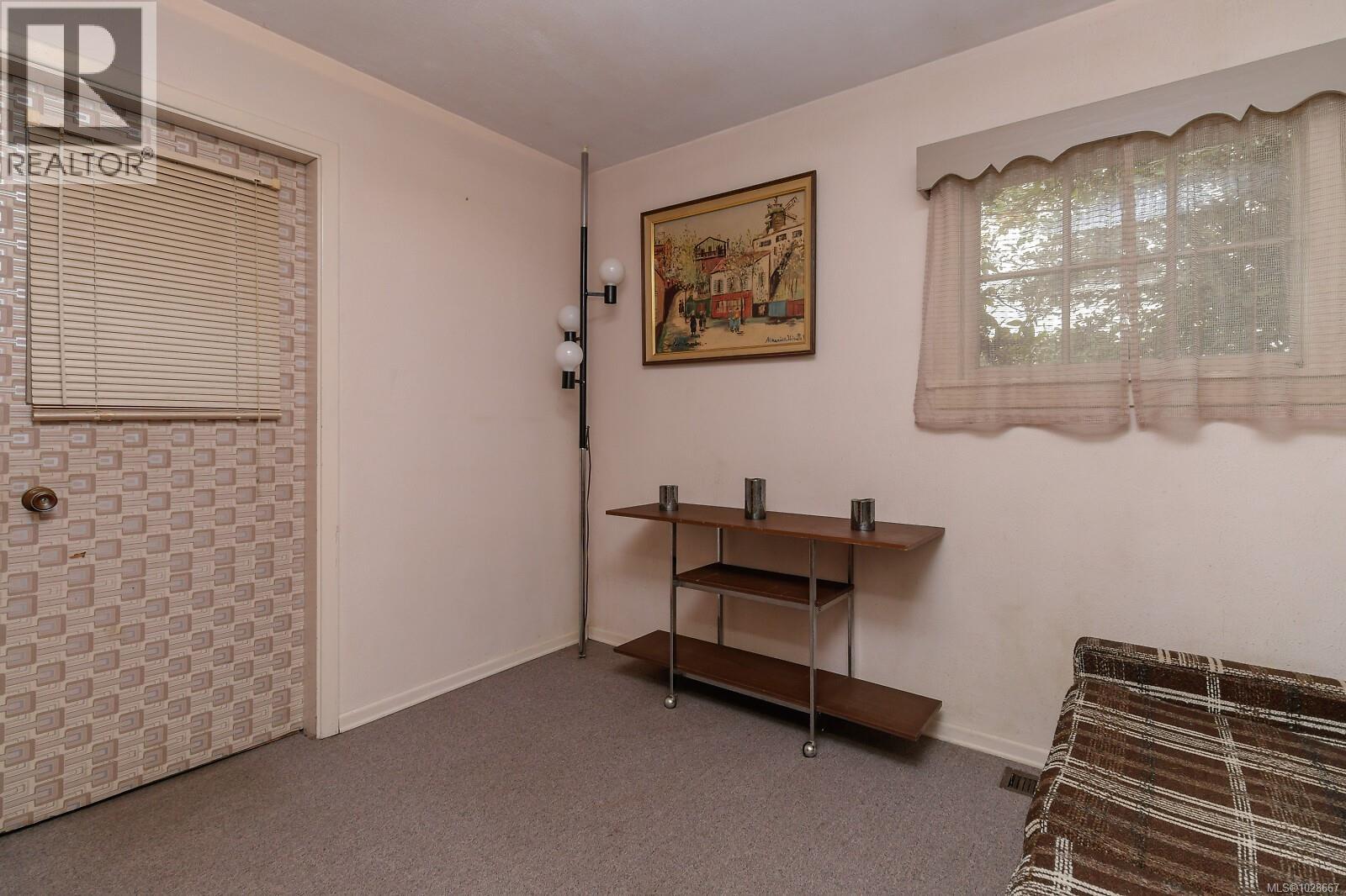 1598 CHAPLIN ST - 24