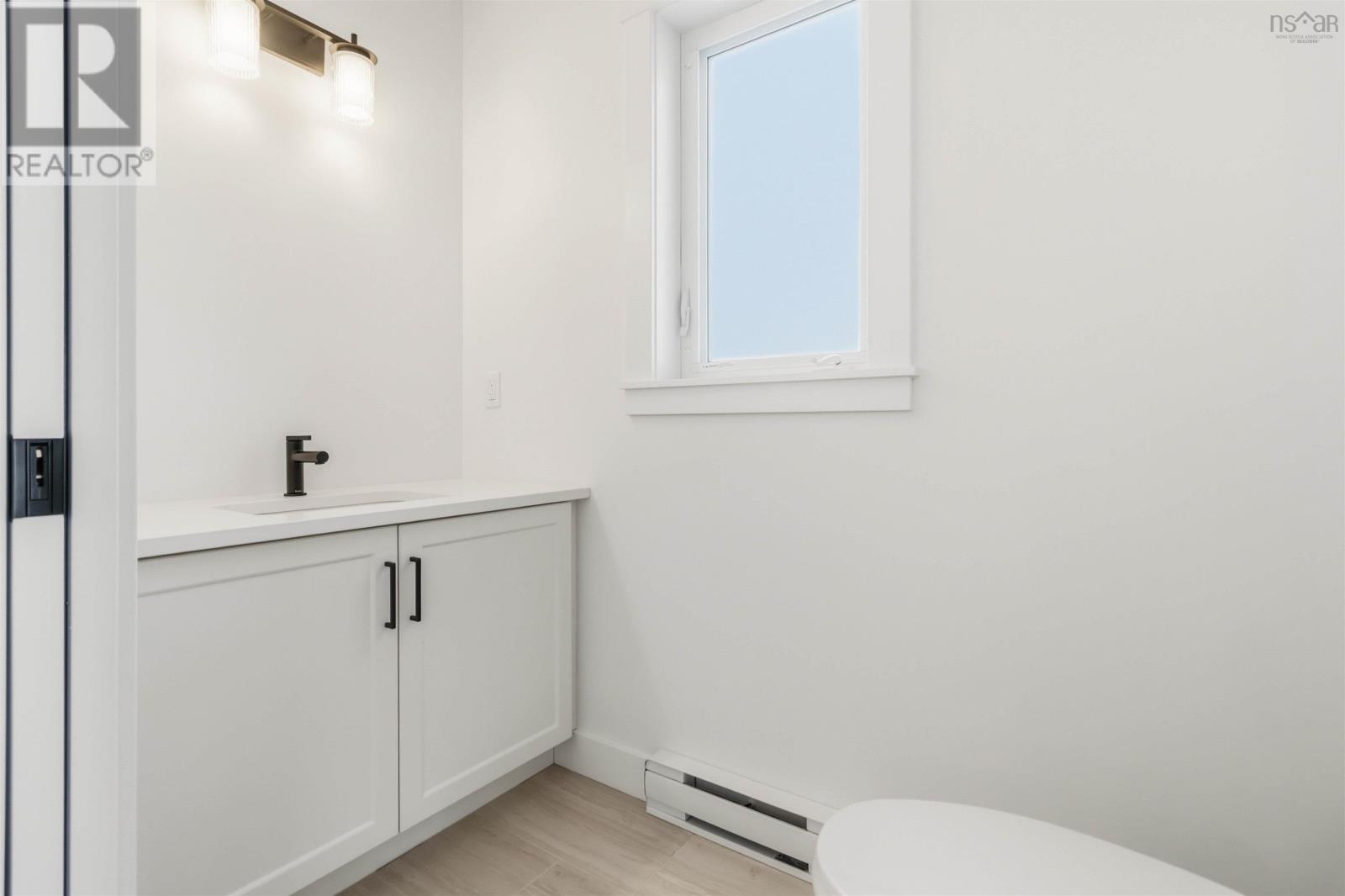 Property 15 of 18 of 12 Nottingham Lane