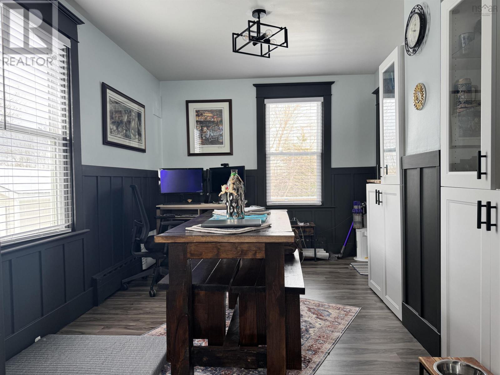 Property 9 of 26 of 21 6th Street