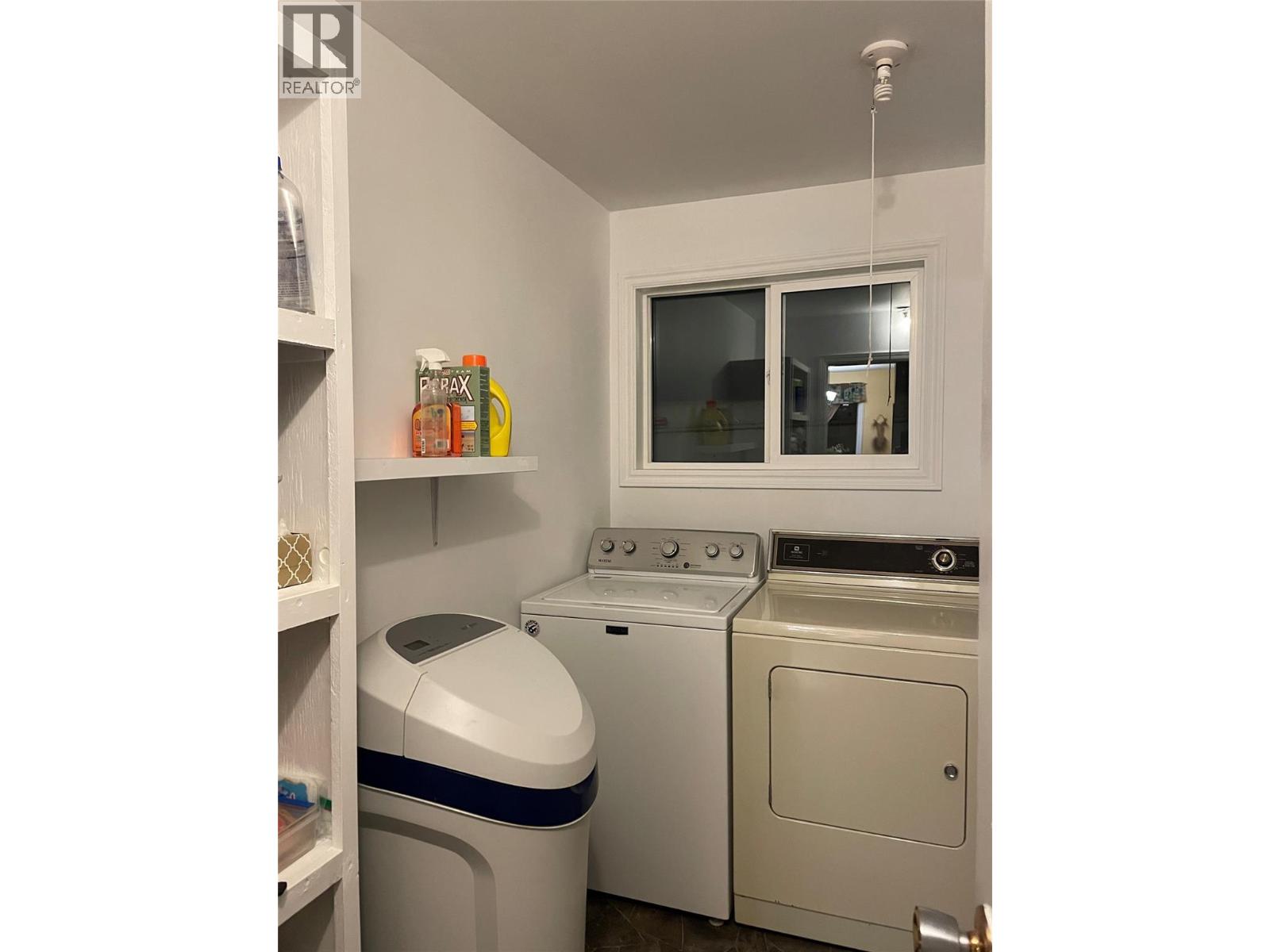 2720 Salmon River Road - 50