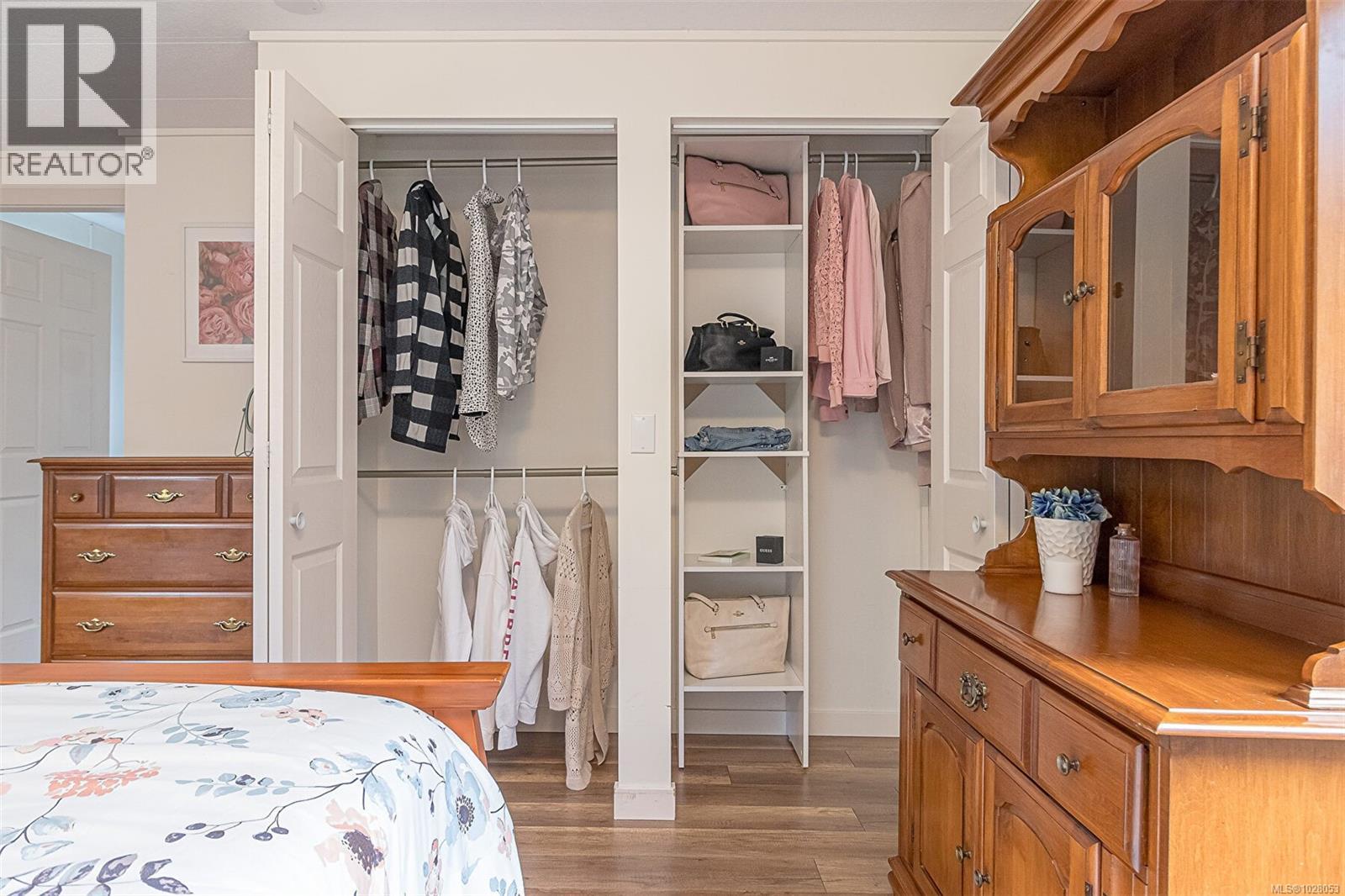 243 TWIGGLY WIGGLY RD - 18